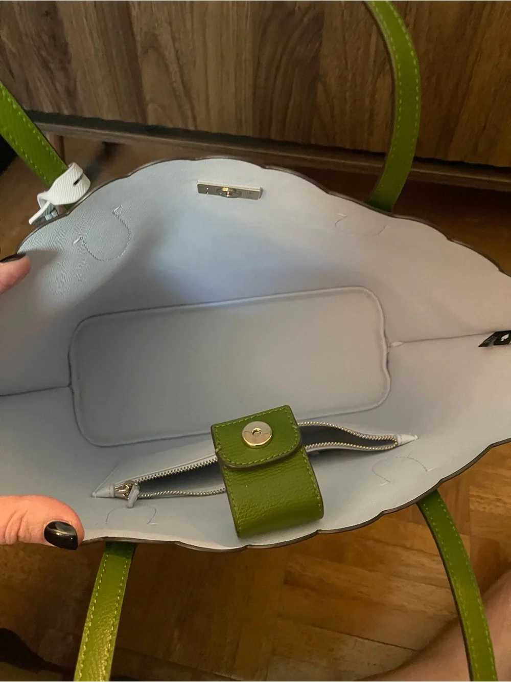kate spade green scallop-edge tote with white tag